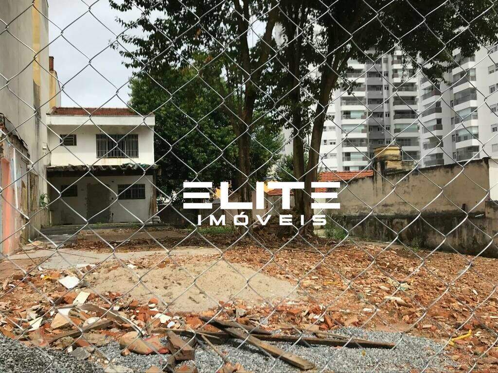 Terreno à venda no Centro: 