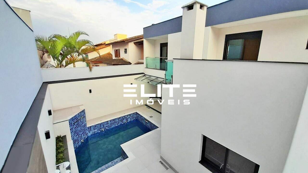 Sobrado à venda no Parque dos Pássaros: 