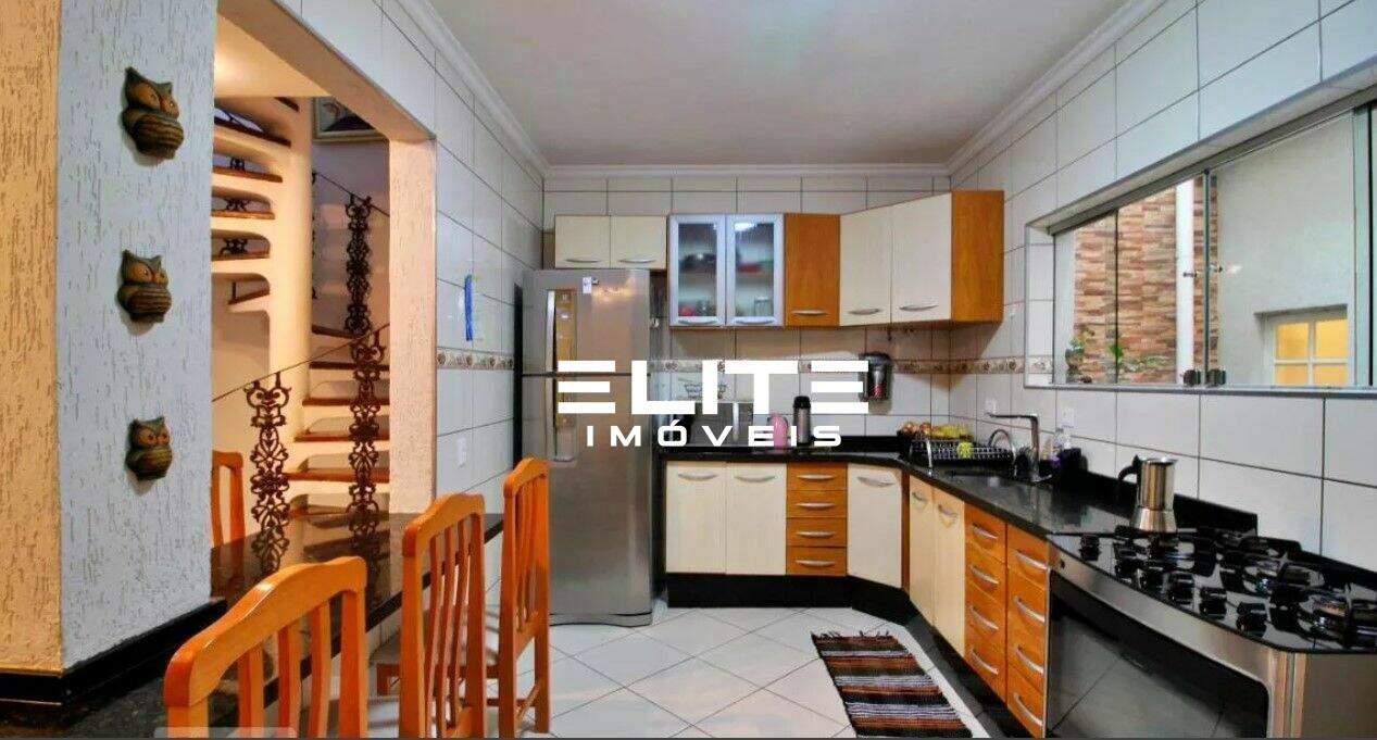 Sobrado à venda no Vila Floresta: 