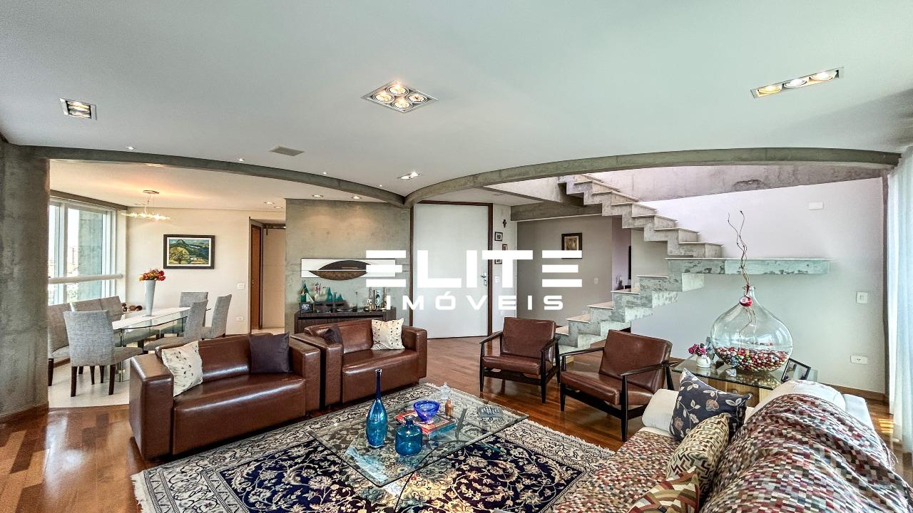 Cobertura à venda no Bairro Jardim: 