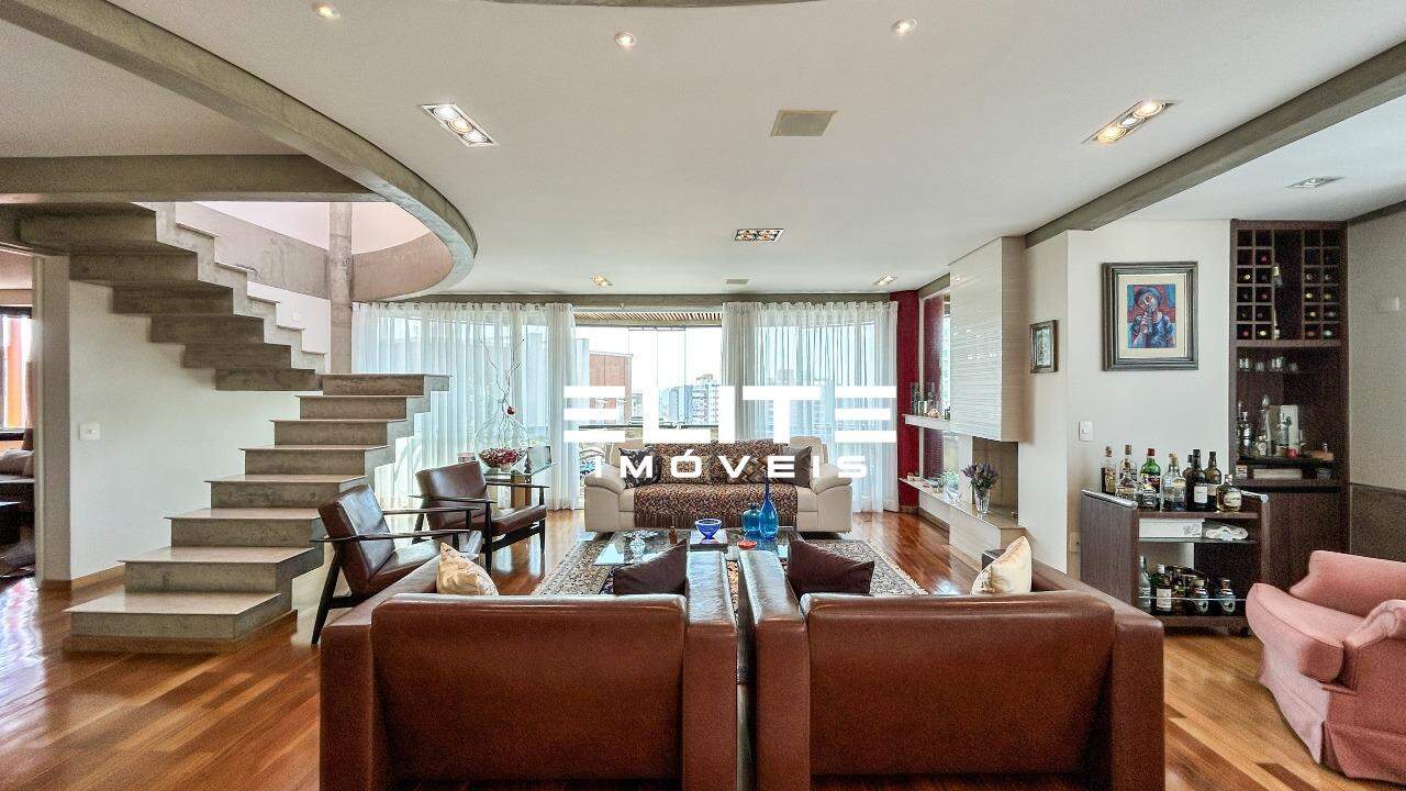 Cobertura à venda no Bairro Jardim: 