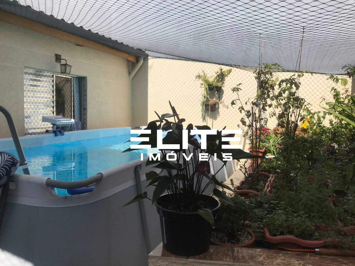 Sobrado à venda no Parque Industriário: 