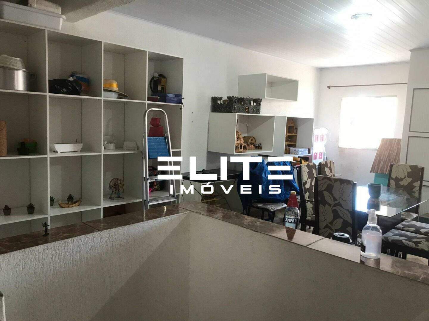 Sobrado à venda no Parque Industriário: 