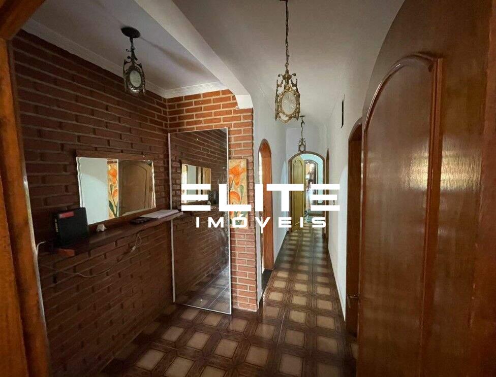 Casa à venda no Vila Scarpelli: 