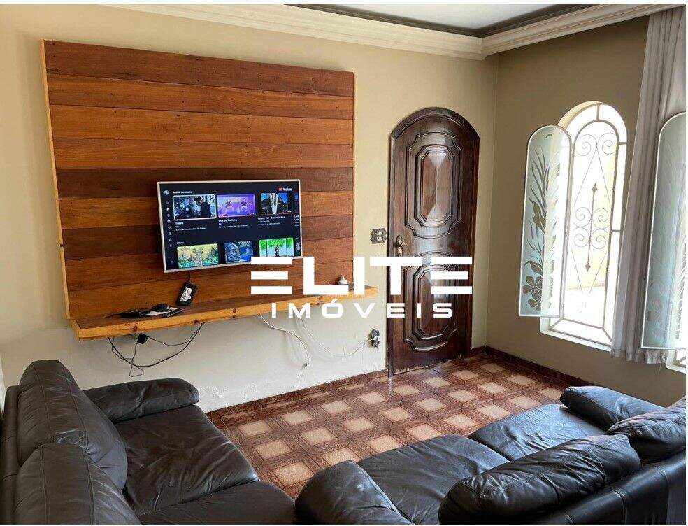 Casa à venda no Vila Scarpelli: 