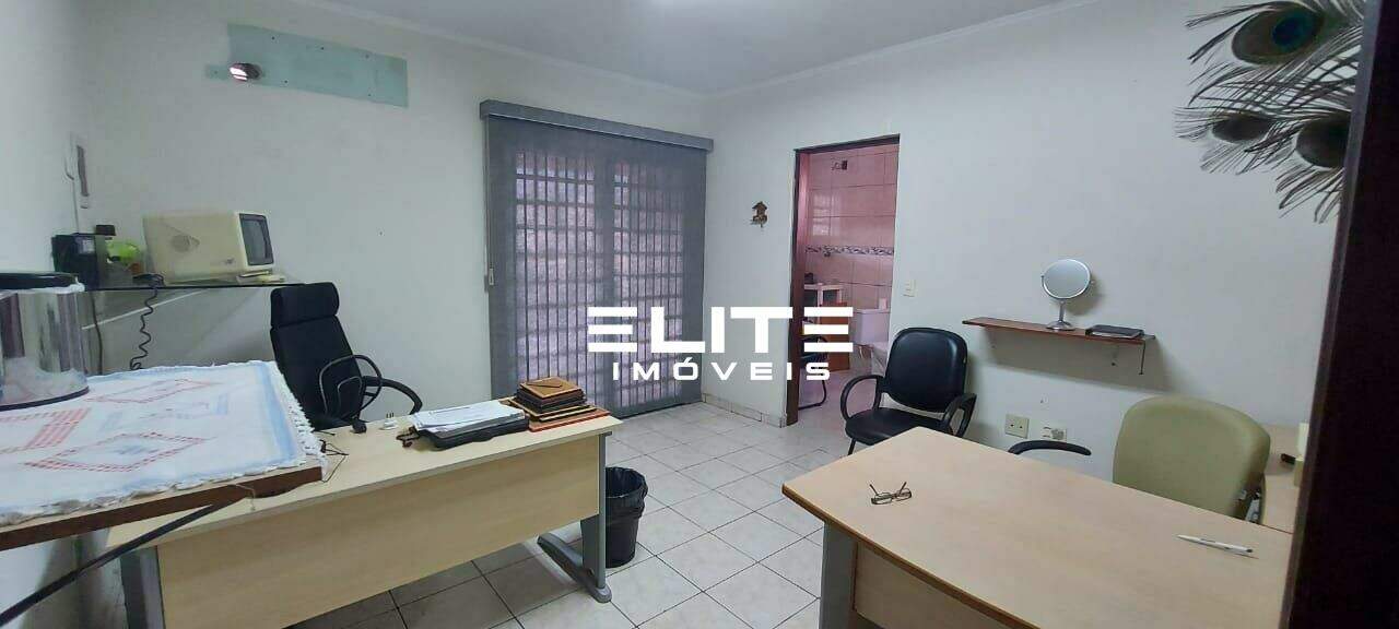 Sobrado à venda no Vila Vitória: 