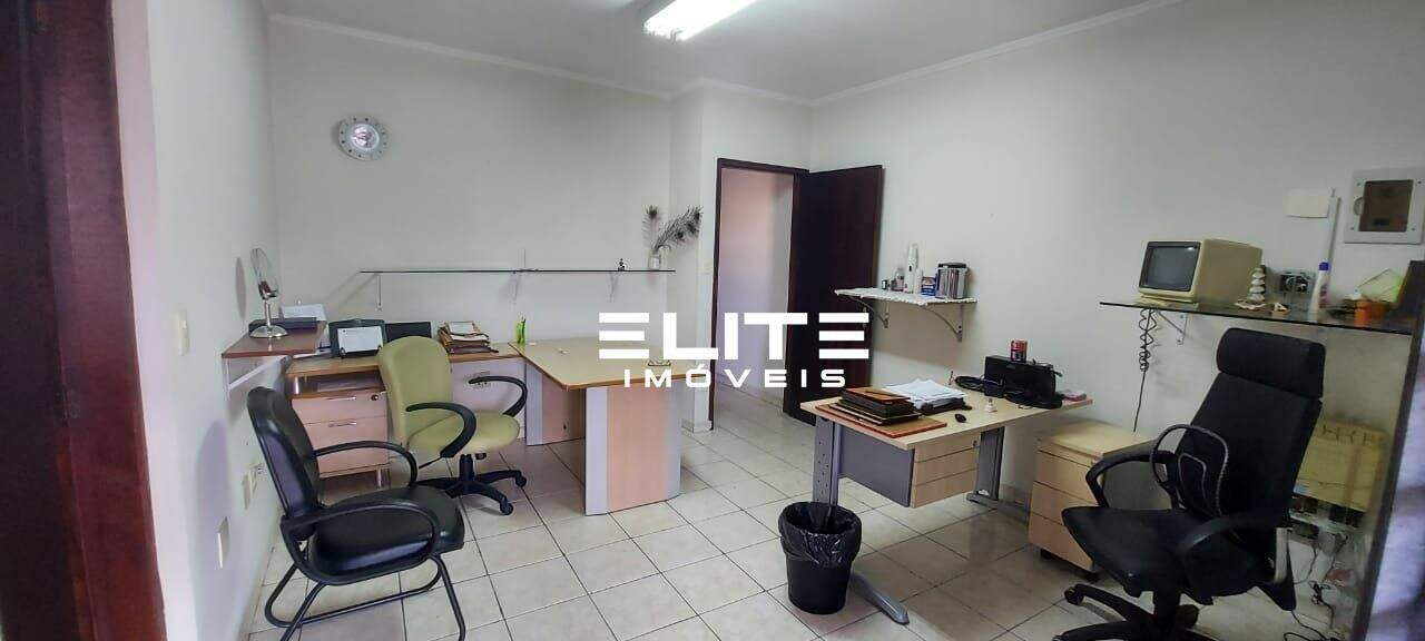 Sobrado à venda no Vila Vitória: 