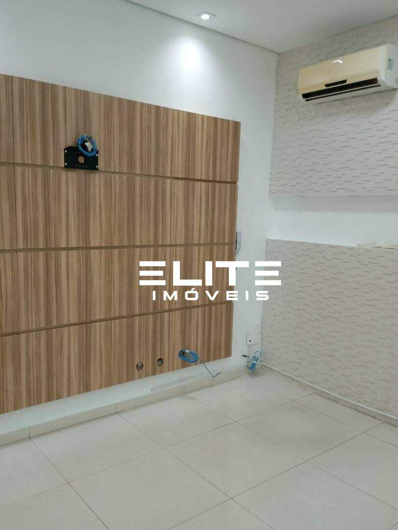 Sala à venda no Centro: 