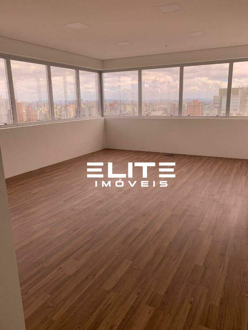 Sala à venda no Centro: 