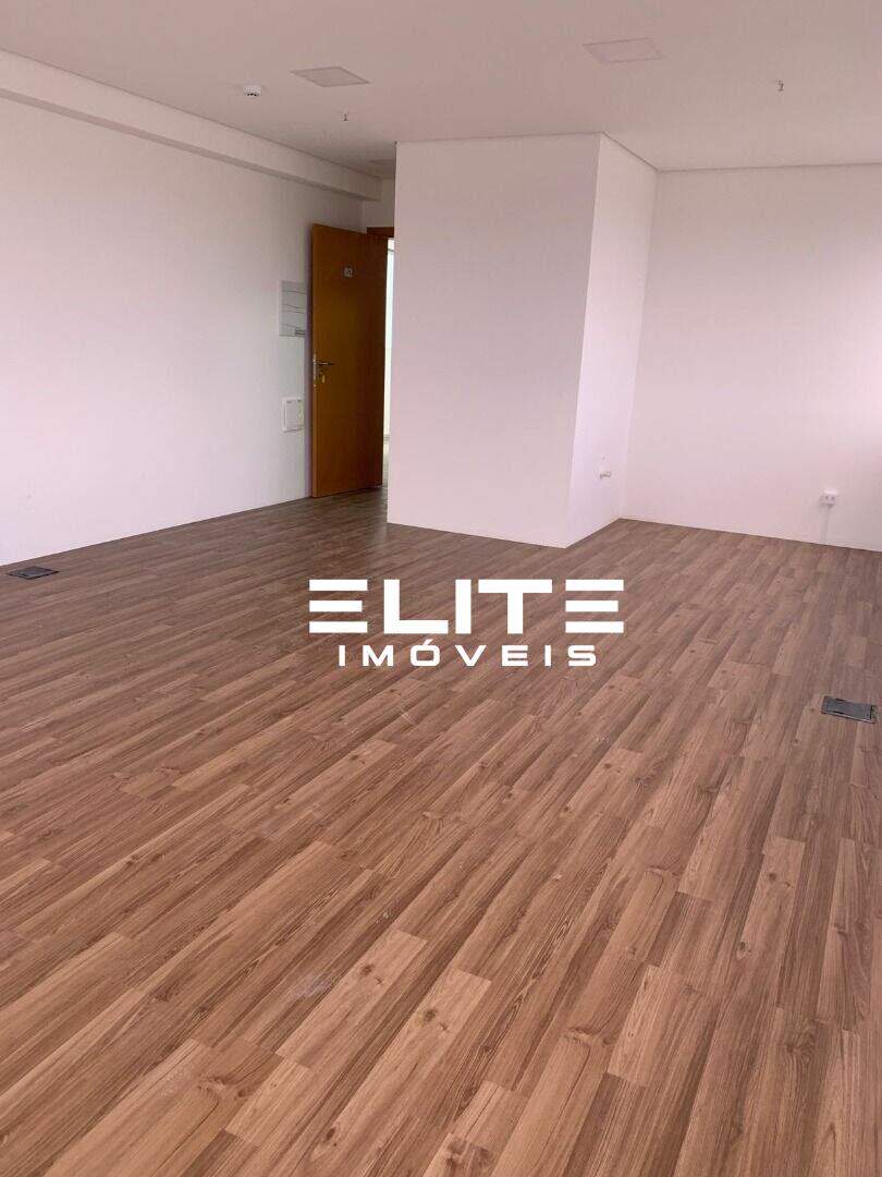 Sala à venda no Centro: 