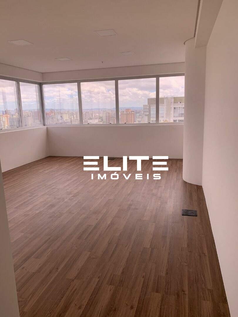 Sala à venda no Centro: 