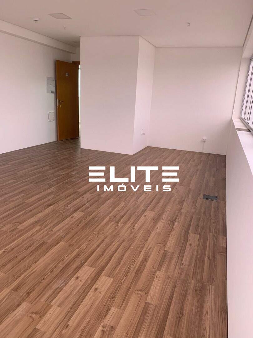 Sala à venda no Centro: 