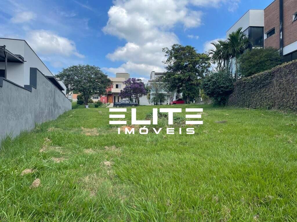 Terreno à venda no Medeiros: 