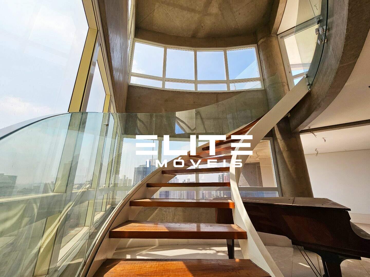 Cobertura à venda no Bairro Jardim: 