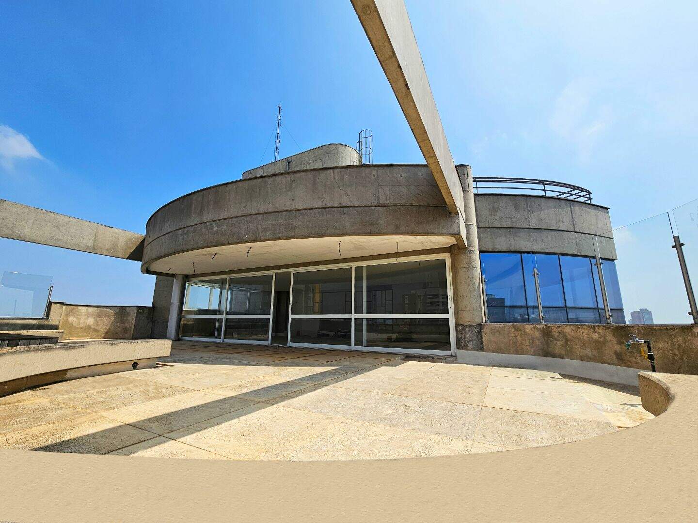 Cobertura à venda no Bairro Jardim: 