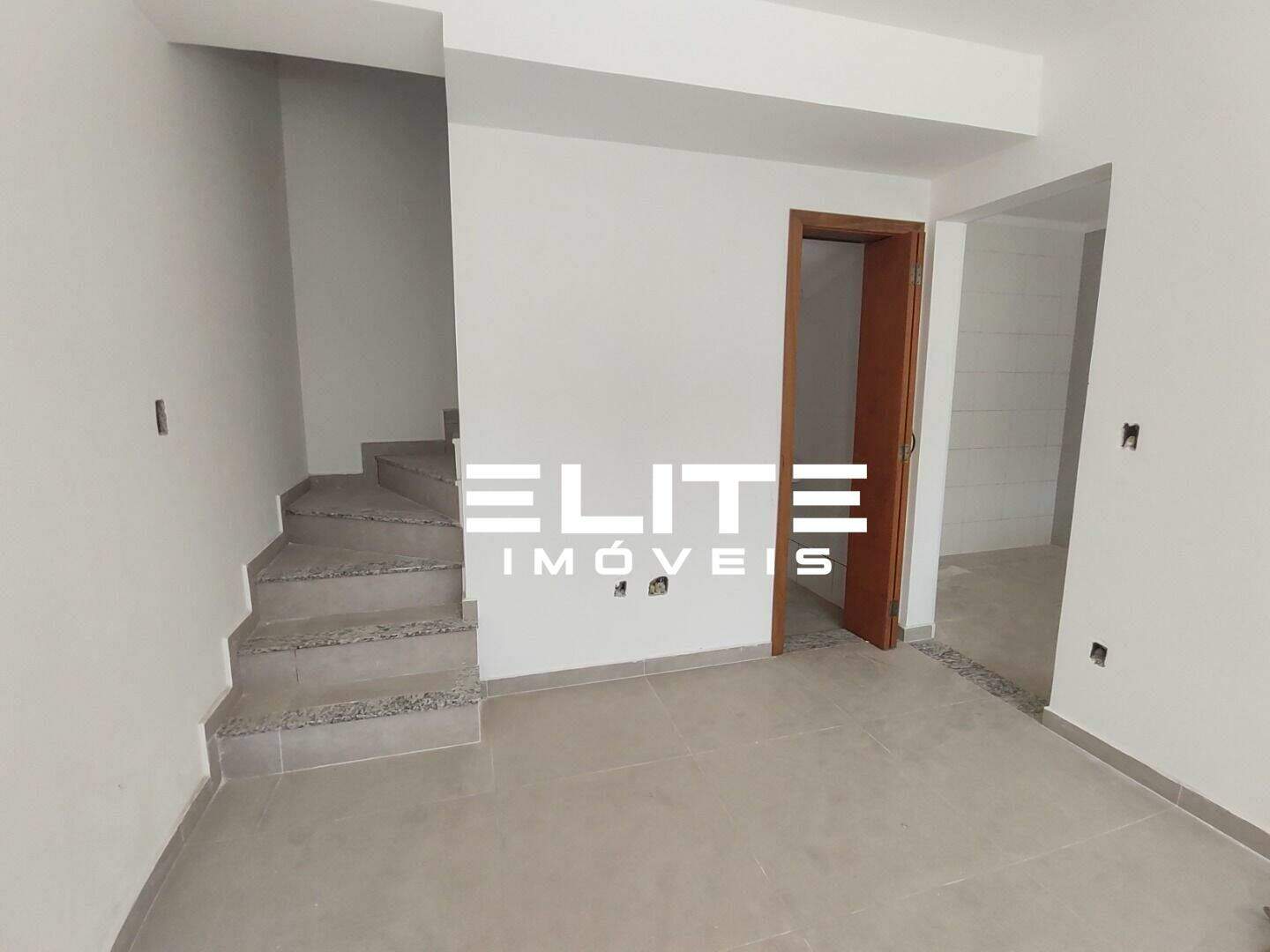 Sobrado à venda no Campestre: 