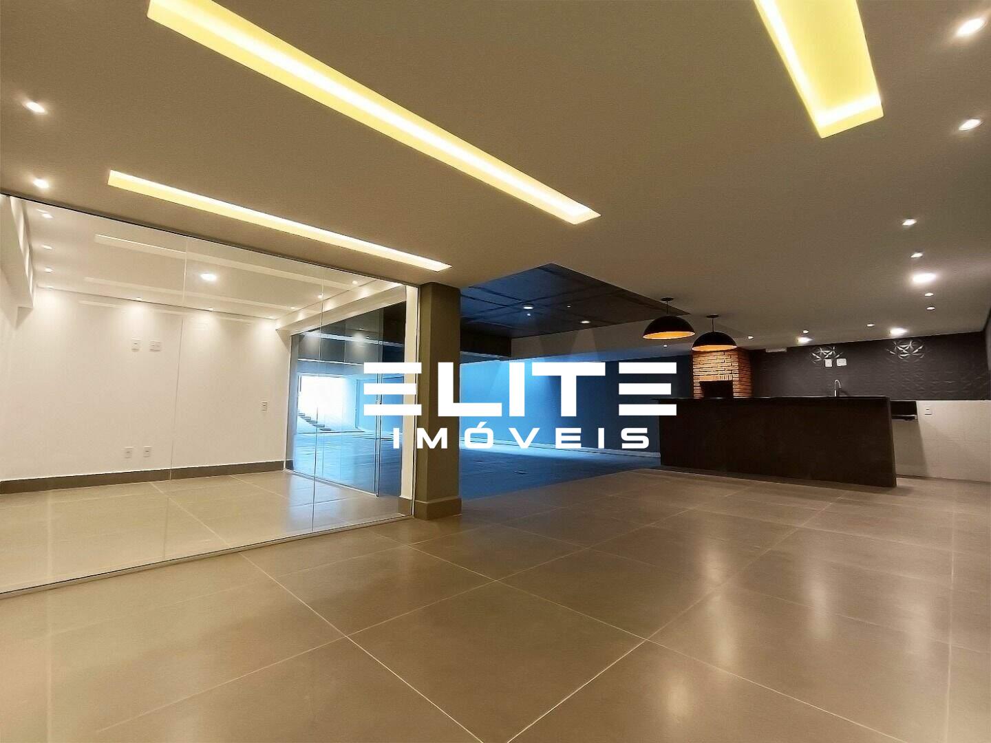 Sobrado à venda no Cerâmica: 