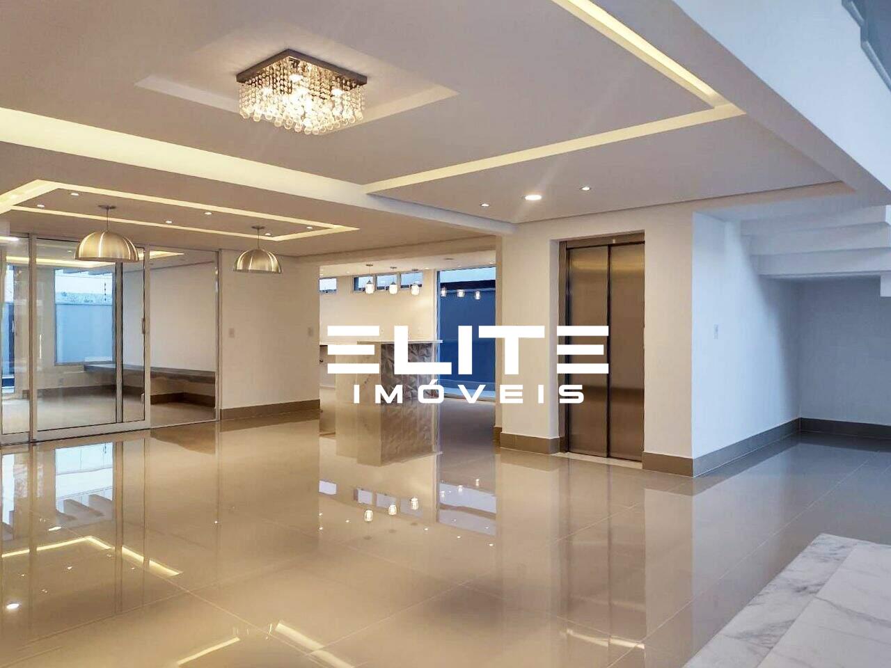 Sobrado à venda no Cerâmica: 