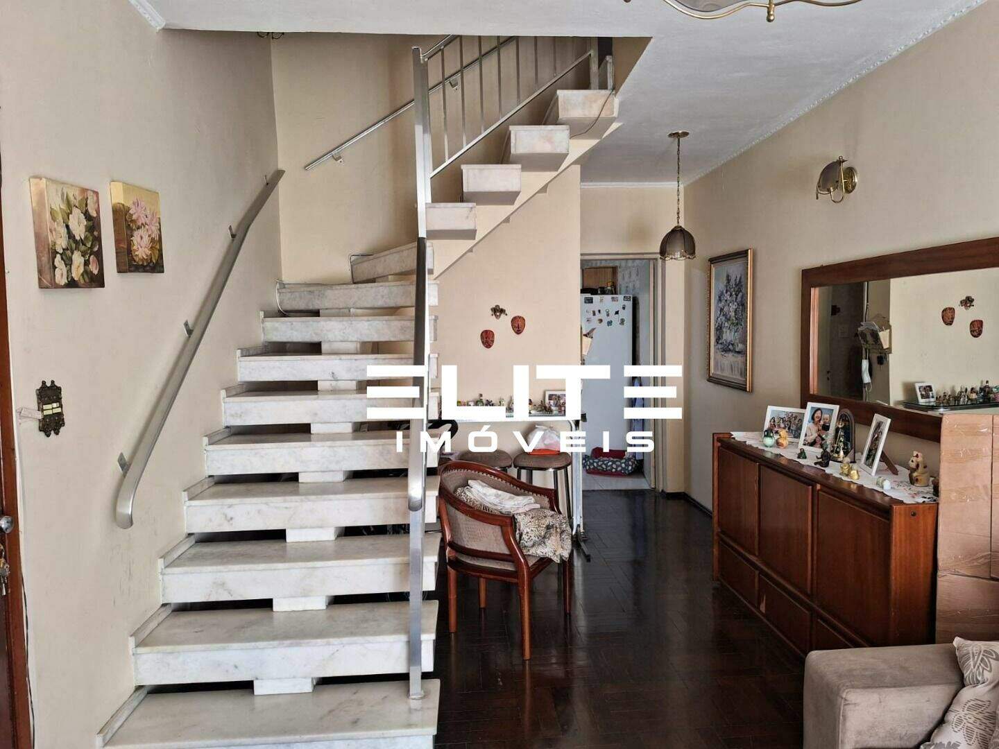 Sobrado à venda no Santa Maria: 