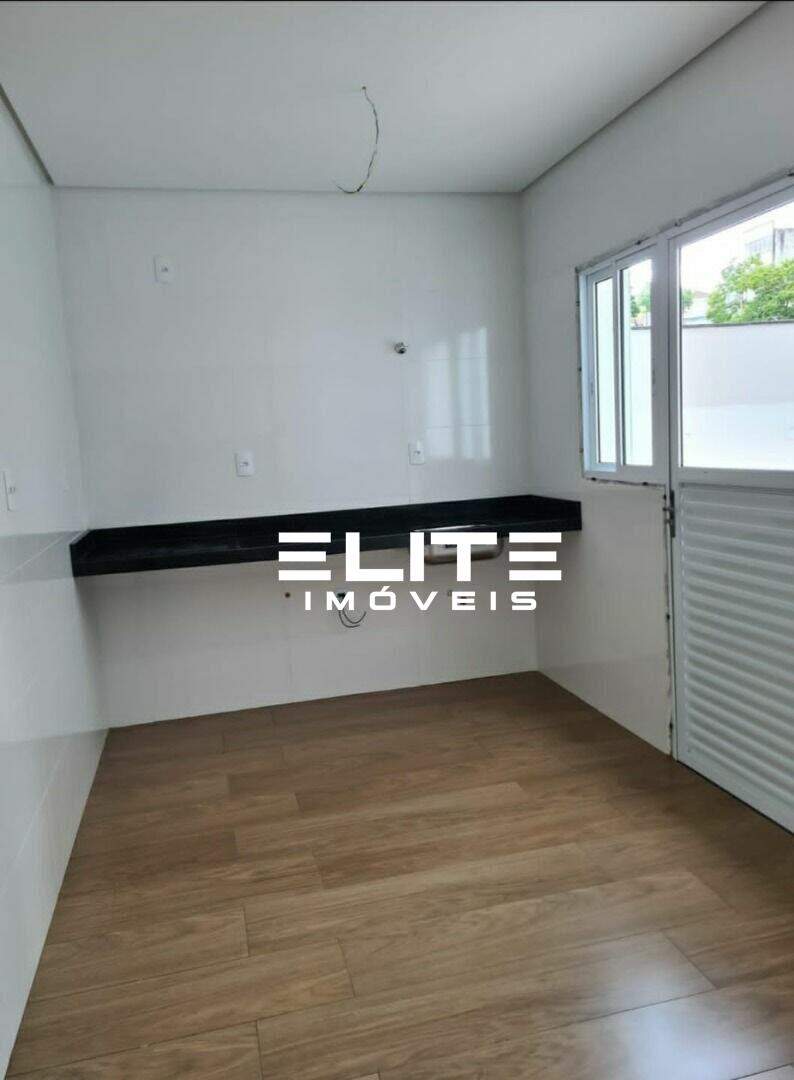 Cobertura à venda no Parque das Nações: 