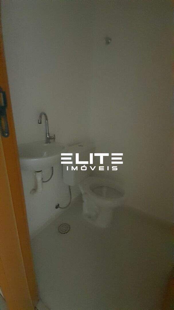 Sala à venda no Centro: 