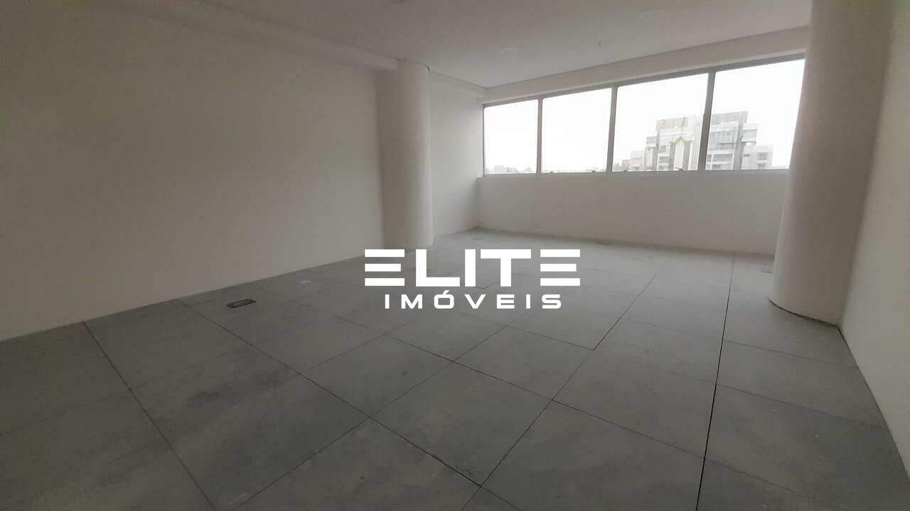 Sala à venda no Centro: 