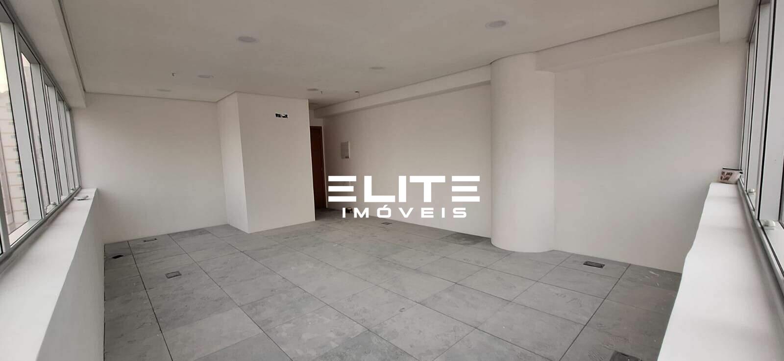 Sala à venda no Centro: 