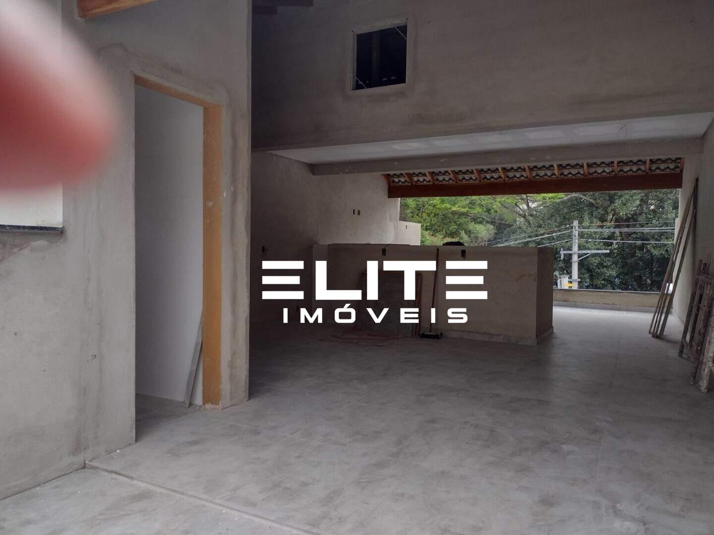 Sobrado à venda no Bairro Jardim: 