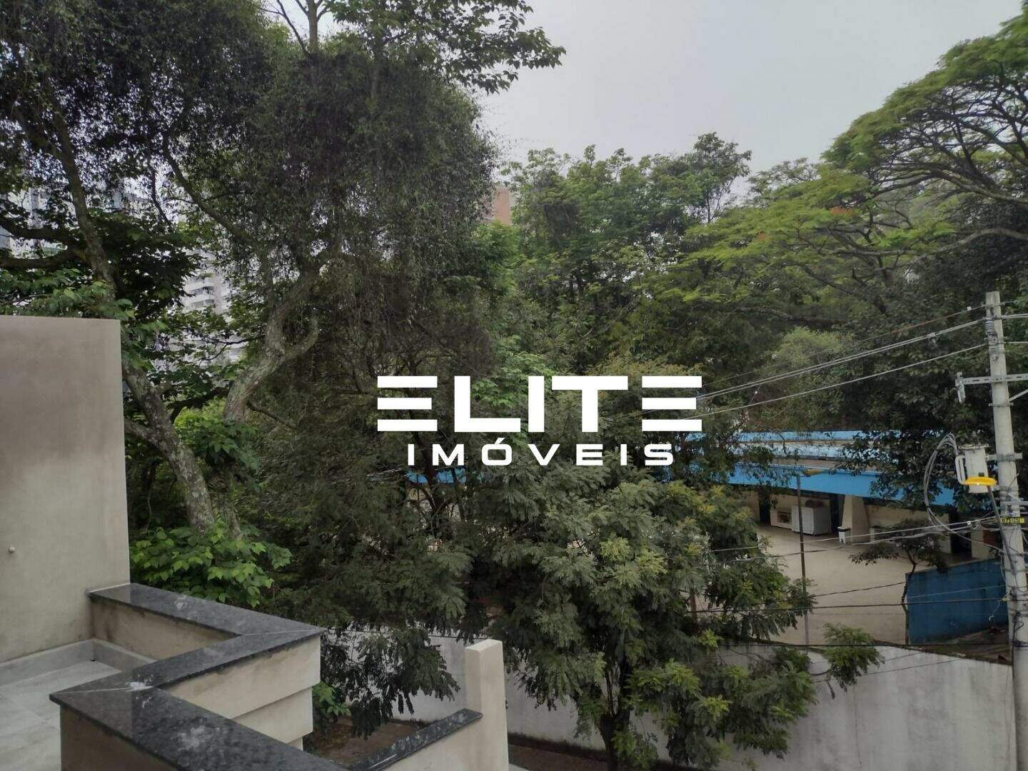 Sobrado à venda no Bairro Jardim: 