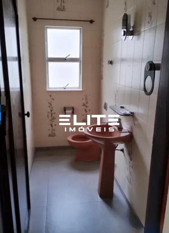 Sobrado à venda no Centro: 