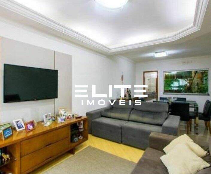 Sobrado à venda no Centro: 