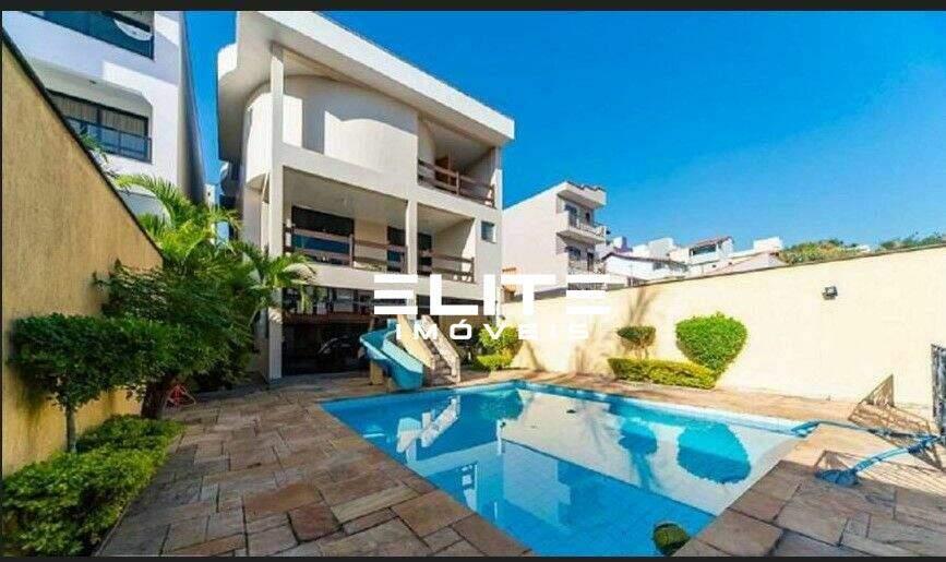 Sobrado à venda no Campestre: 