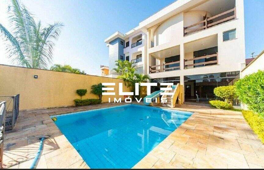 Sobrado à venda no Campestre: 