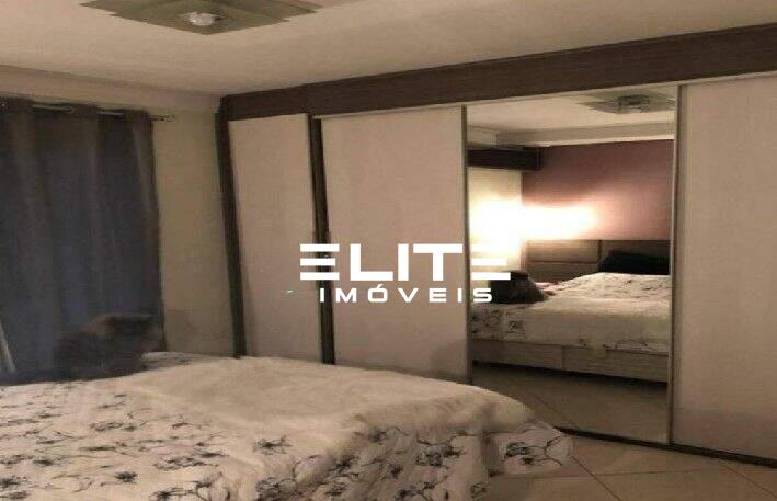 Sobrado à venda no Vila Humaitá: 