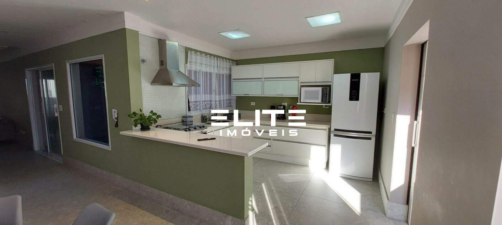 Sobrado à venda no Campestre: 