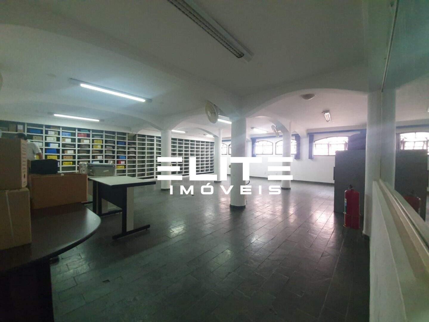 Prédio à venda no Centro: 