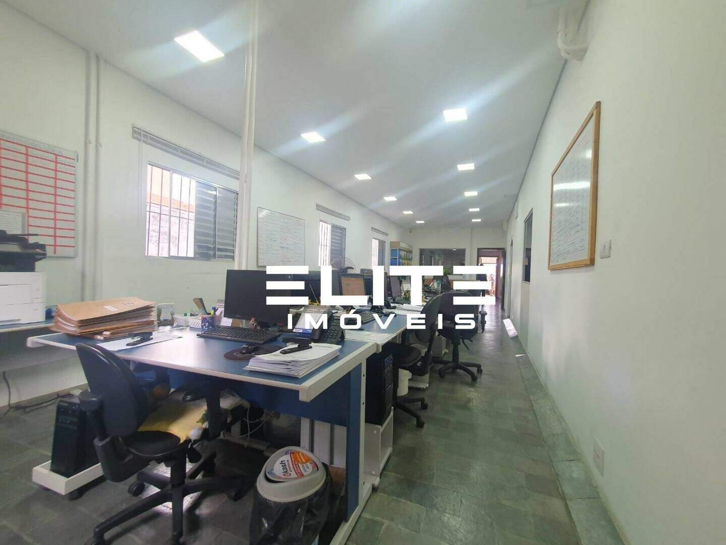 Prédio à venda no Centro: 