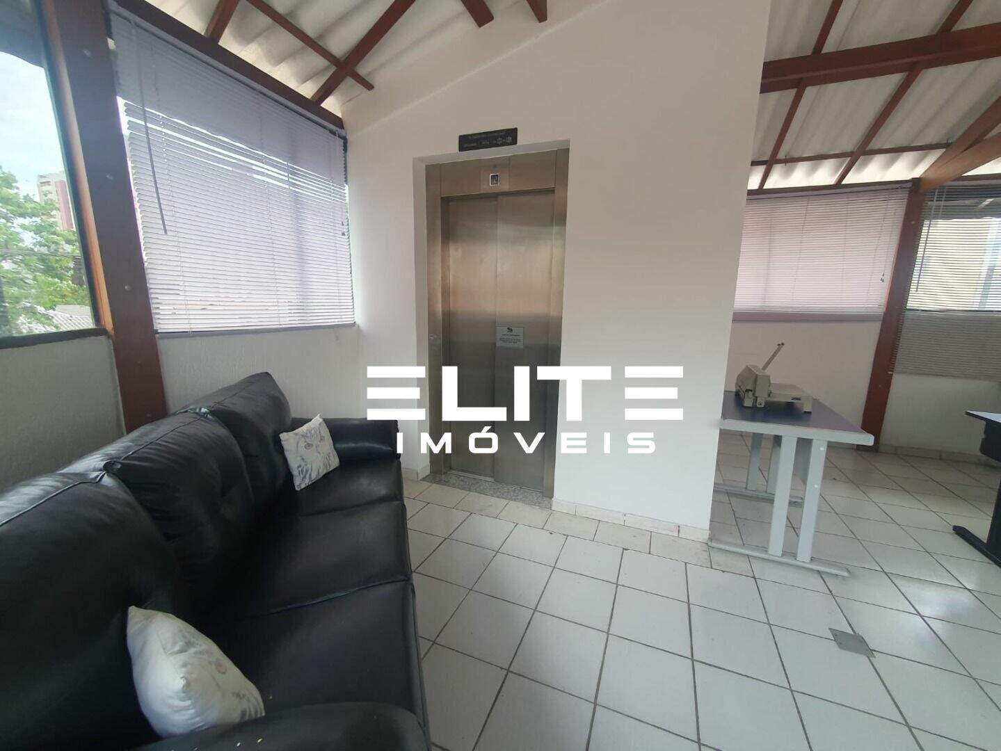 Prédio à venda no Centro: 