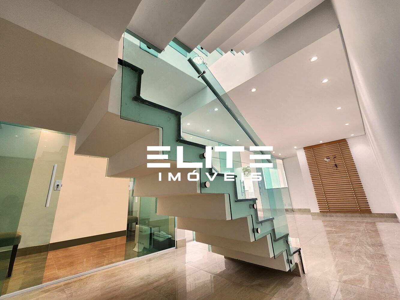 Sobrado à venda no Bairro Jardim: 