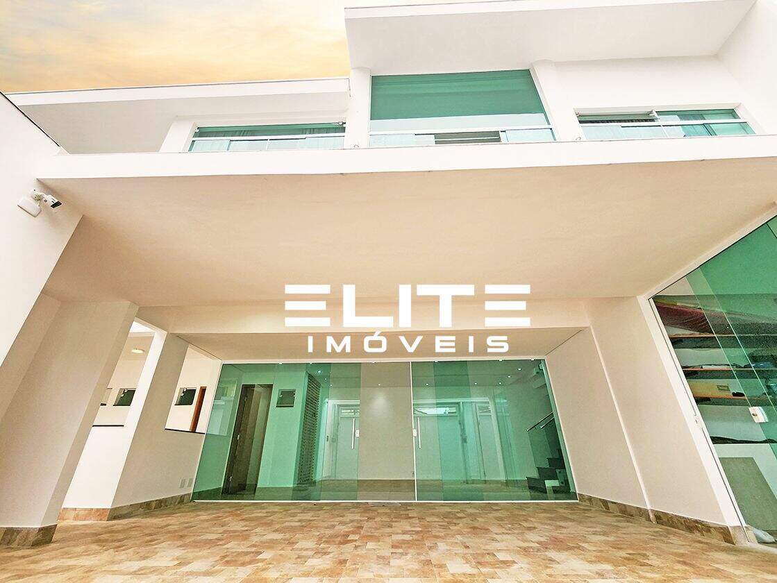 Sobrado à venda no Bairro Jardim: 