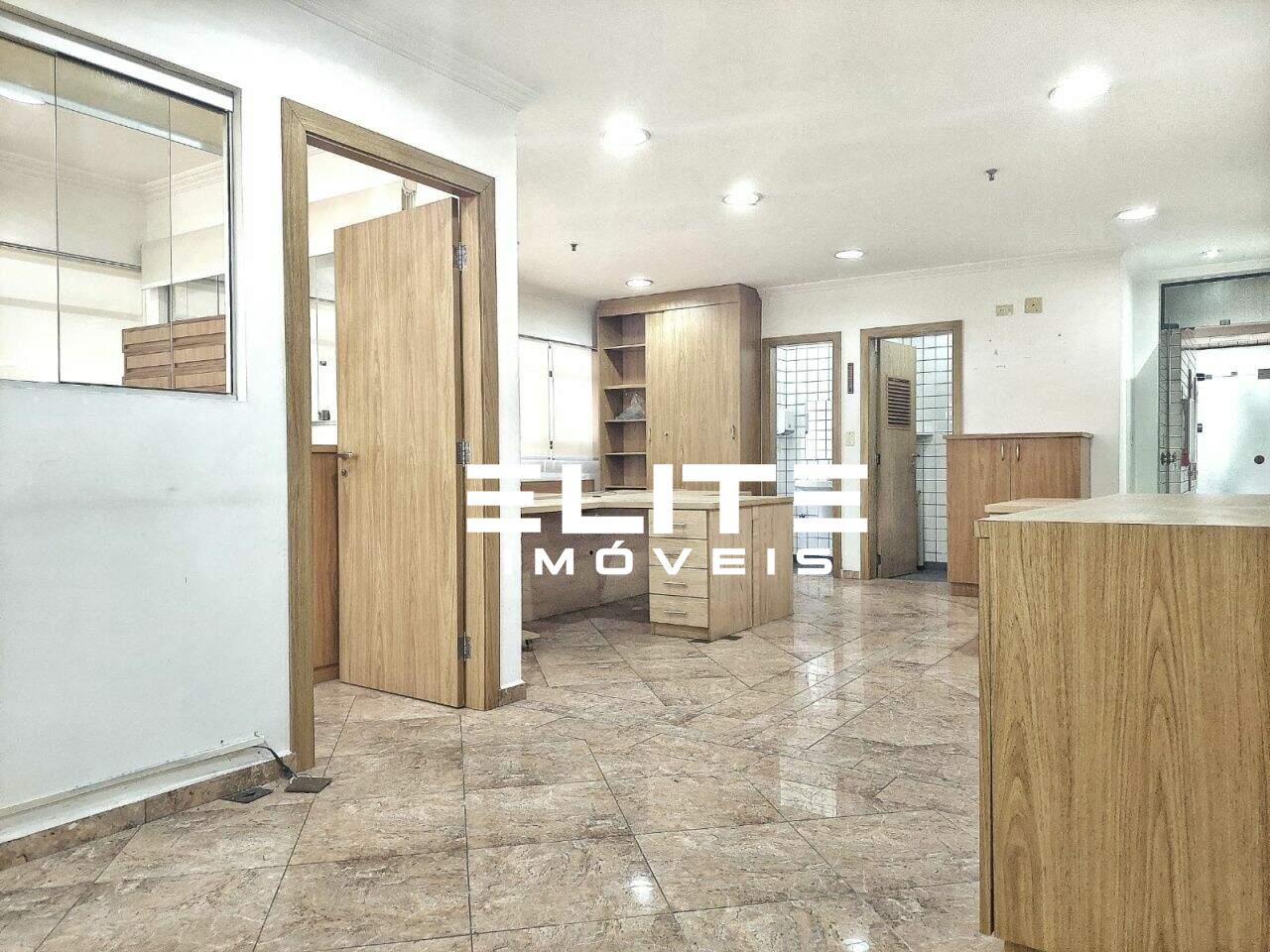 Sala à venda no Centro: 