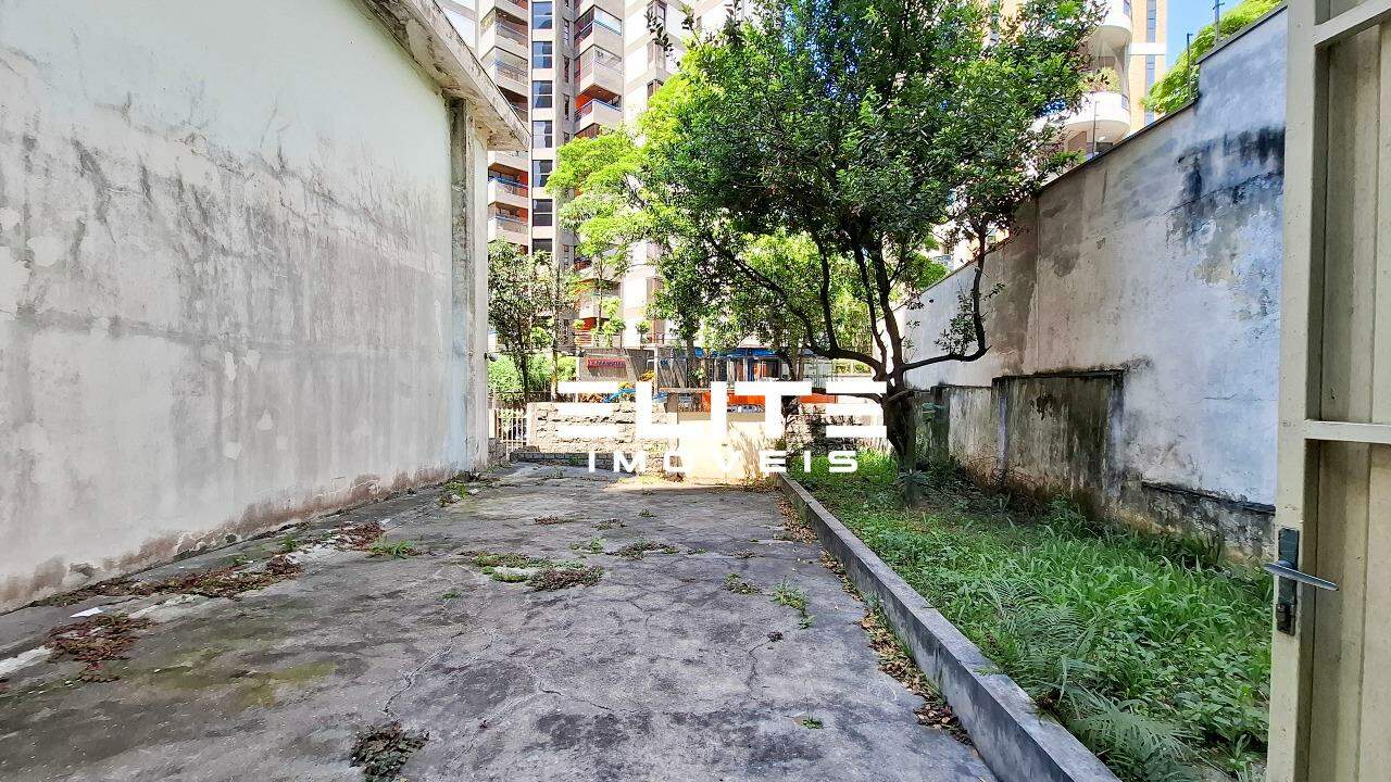 Sobrado para aluguel no Bairro Jardim: 