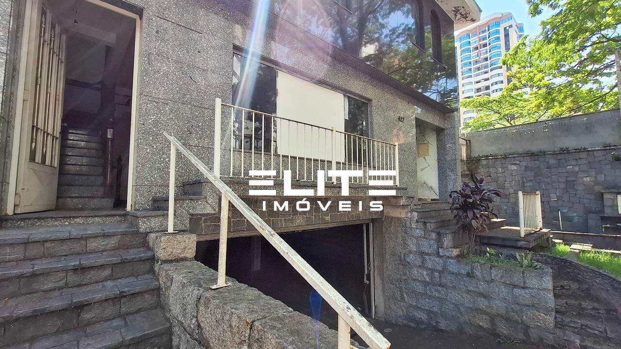 Sobrado para aluguel no Bairro Jardim: 