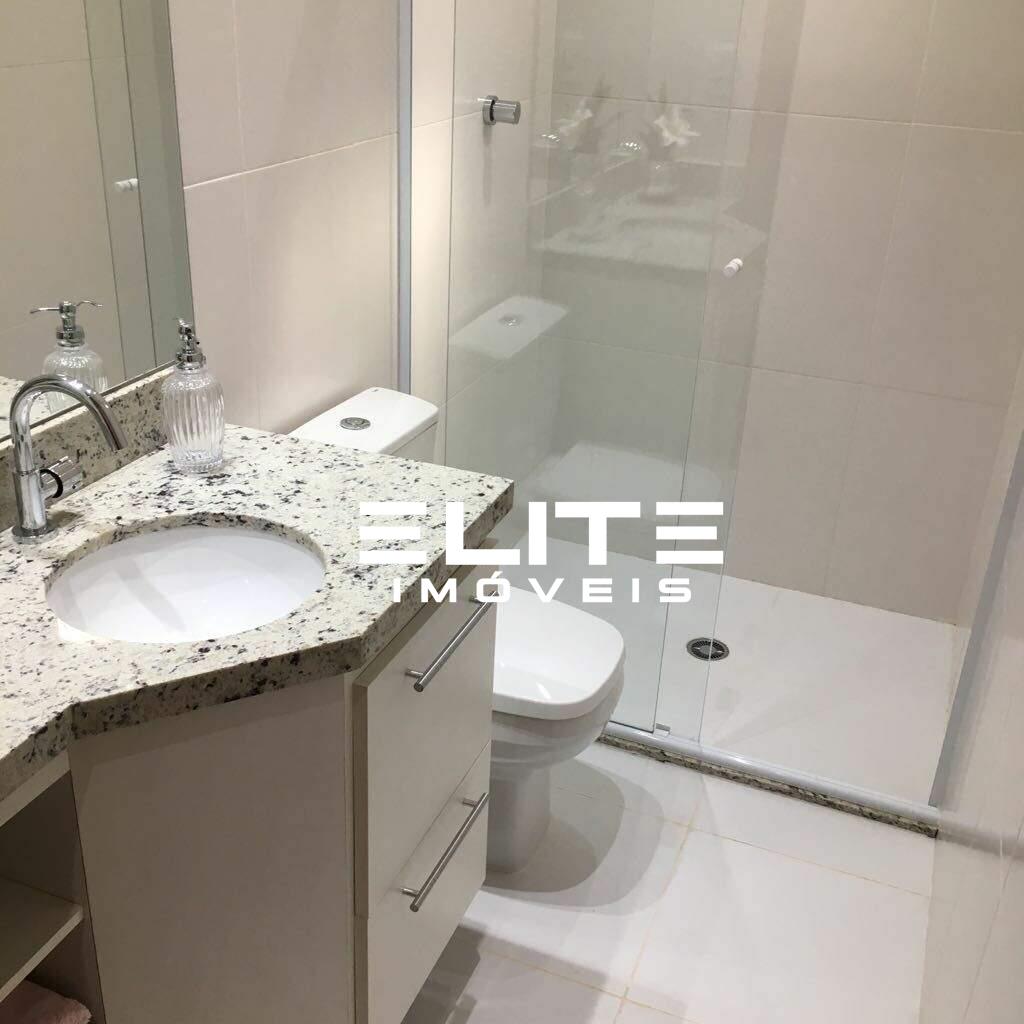 Apartamento à venda no Vila Alzira: 