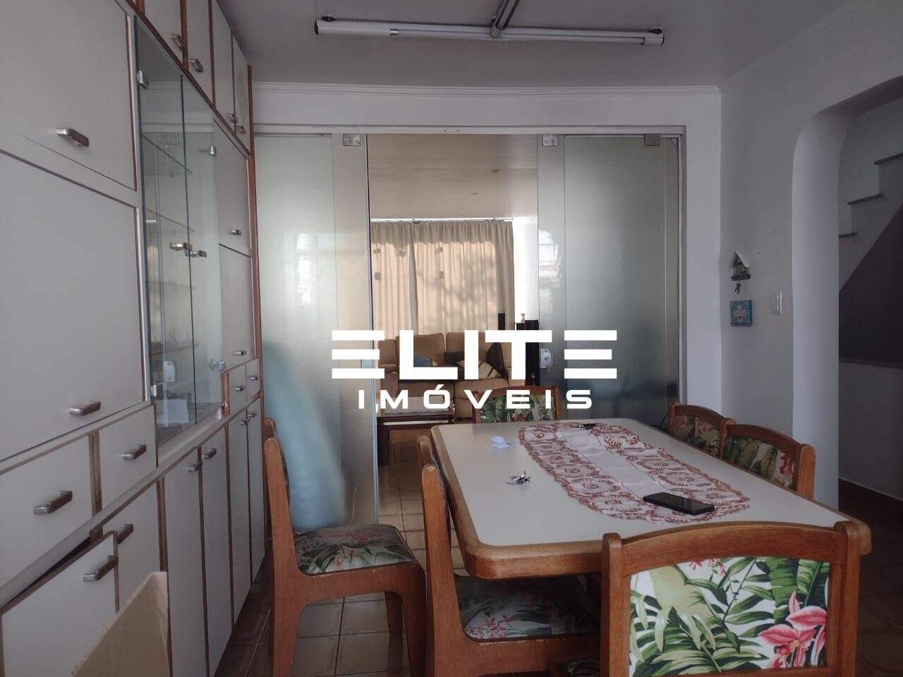 Sobrado à venda no Santa Maria: 