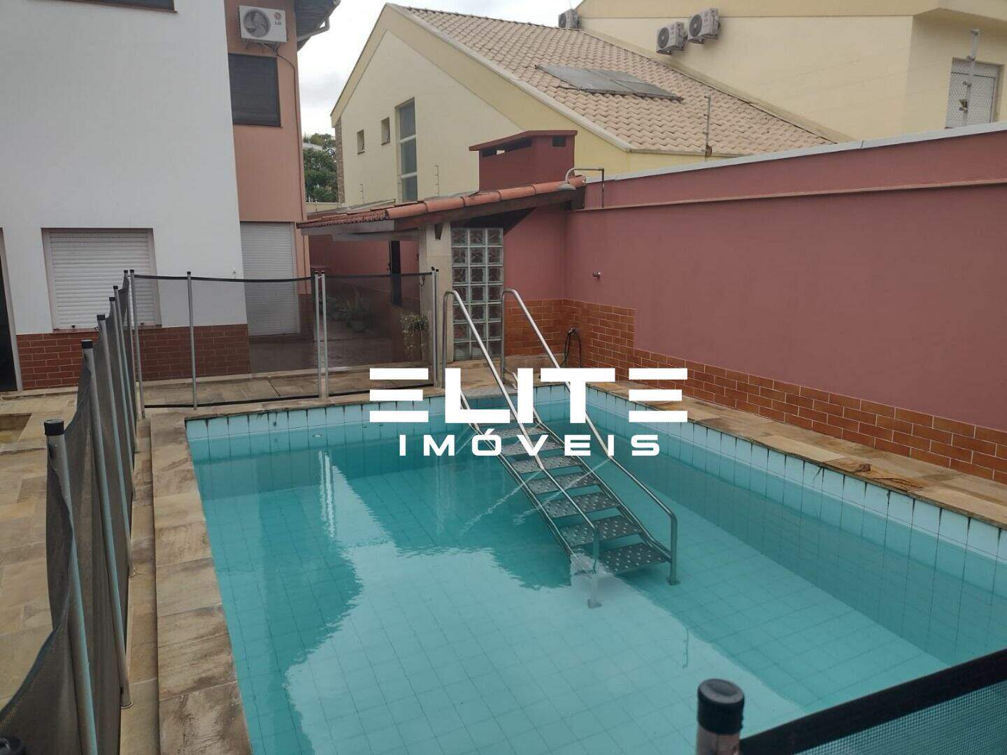 Sobrado à venda no Jardim São Caetano: 