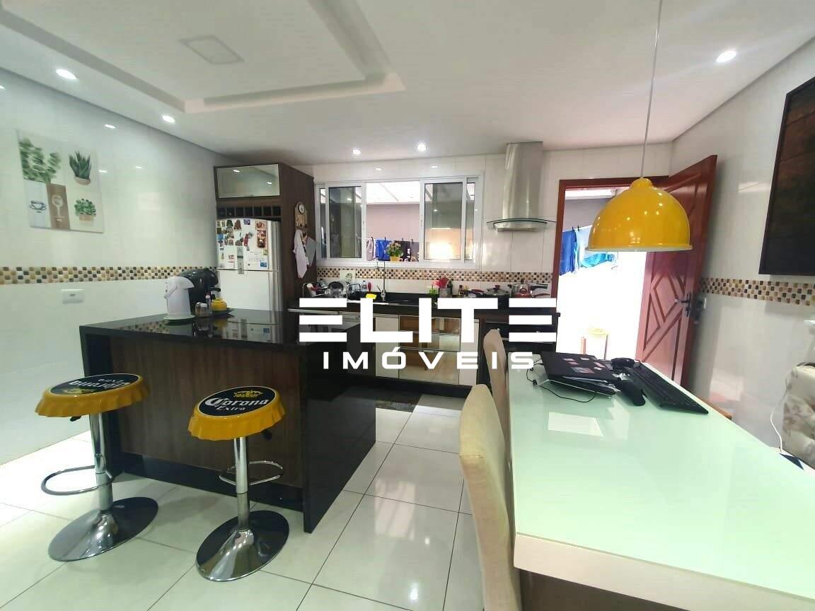 Sobrado à venda no Vila Guiomar: 