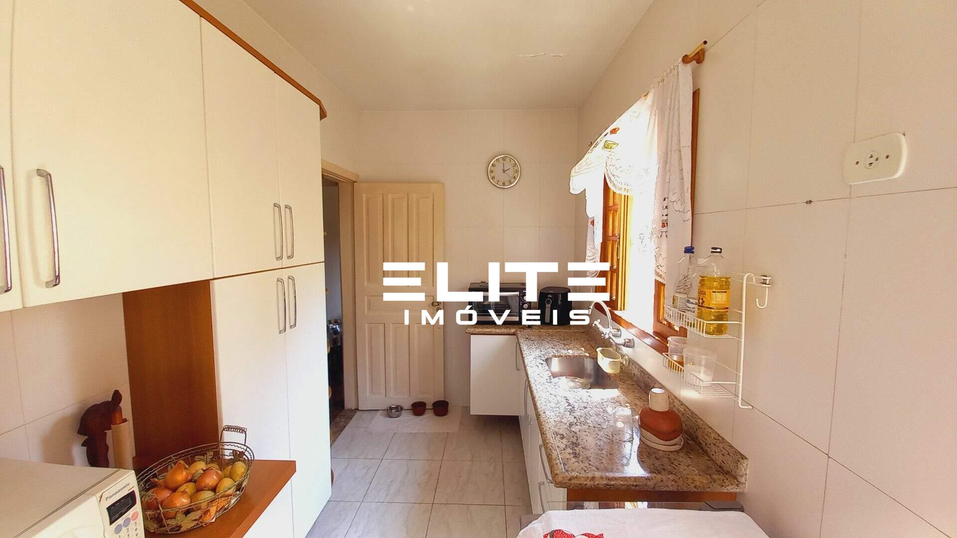 Casa à venda no Centro: 