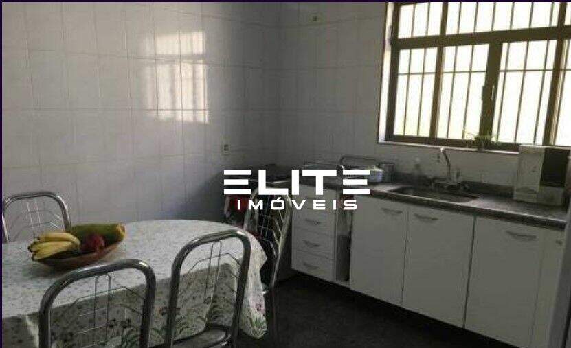 Sobrado à venda no Campestre: 