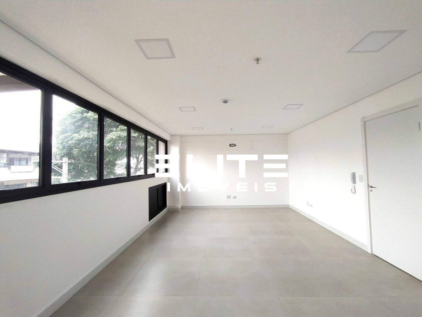 Sala à venda no Vila Assunção: 